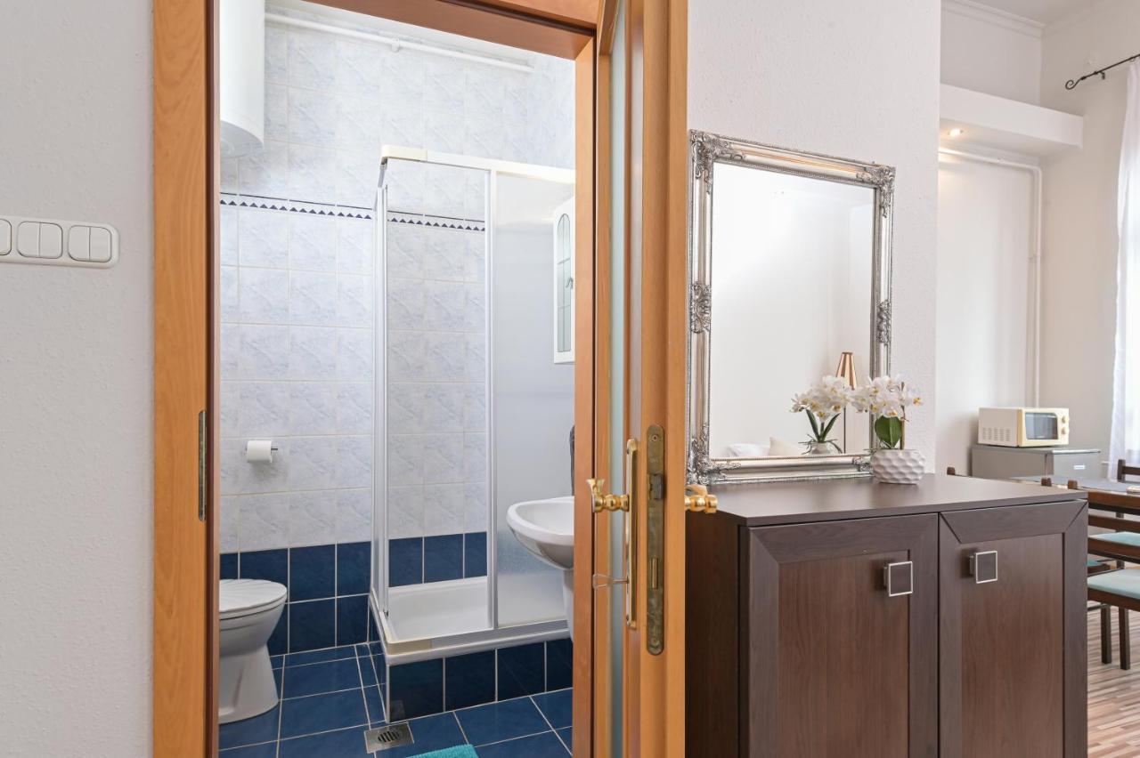 Vilagora Apartman Gyula Ngoại thất bức ảnh
