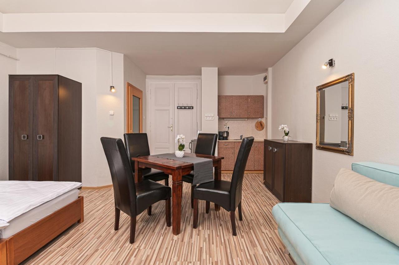 Vilagora Apartman Gyula Ngoại thất bức ảnh